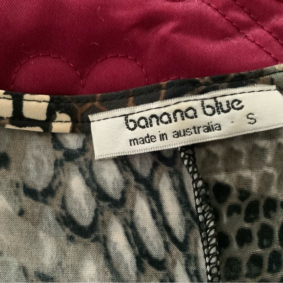 NWOT BANANA Blue tunic top size small - Picture 9 of 10